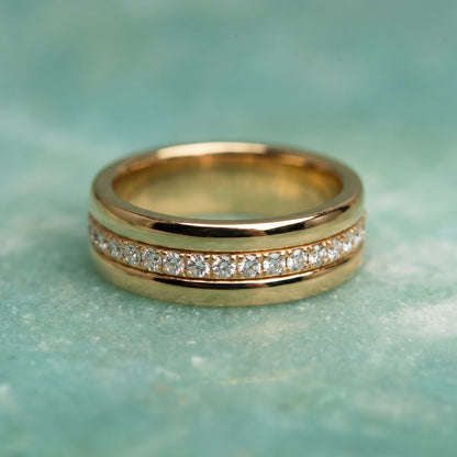 Sara - Anillo vintage con marco de circonita
