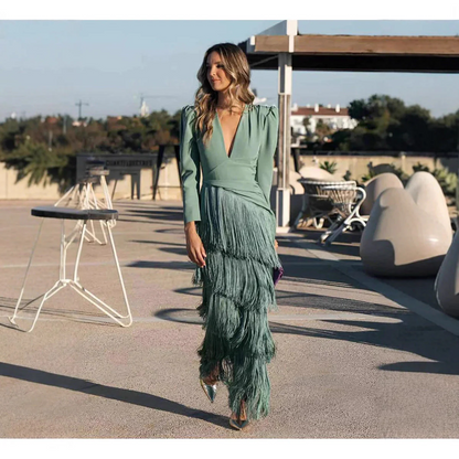 Germina™ | Vestido elegante con flecos y escote en V